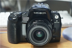 MINOLTA -807si