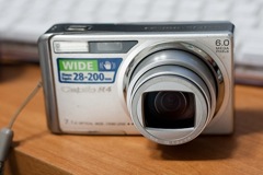 RICOH Caplio R4