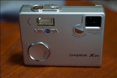 KONICA MINOLTA DIMAGE X20