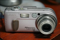 SONY DSC-P2