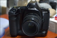 Canon EOS-1N HS