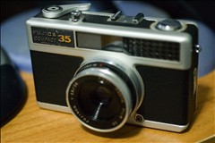 FUJICA COMPACT 35