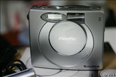 FUJIFILM FinePix 30i