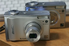 FUJIFILM FinePix F10