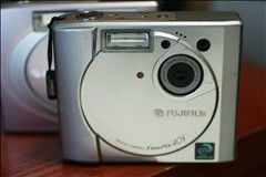 FUJIFILM FinePix 40i