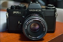 YASHICA FR1