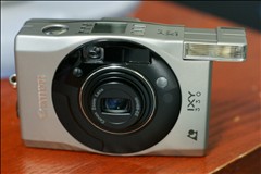 Canon IXY 330