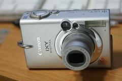 Canon IXY DIGITAL 400