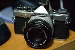 OLYMPUS OM-2N