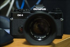 OLYMPUS OM-4