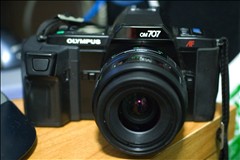 OLYMPUS OM707