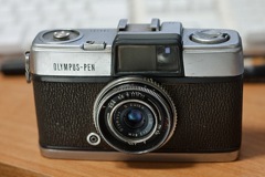 OLYMPUS PEN