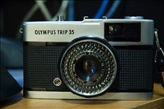 OLYMPUS TRIP35