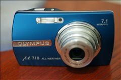 OLYMPUS 710