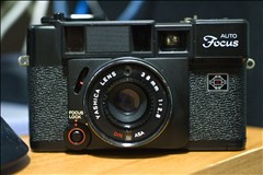 YASHICA AUTO FOCUS