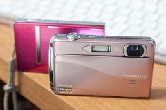 FUJIFILM FinePix Z700EXR