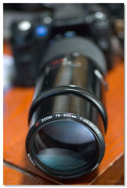 Minolta AF zoom 75-300mm 4.5-5.6 優秀な望遠
