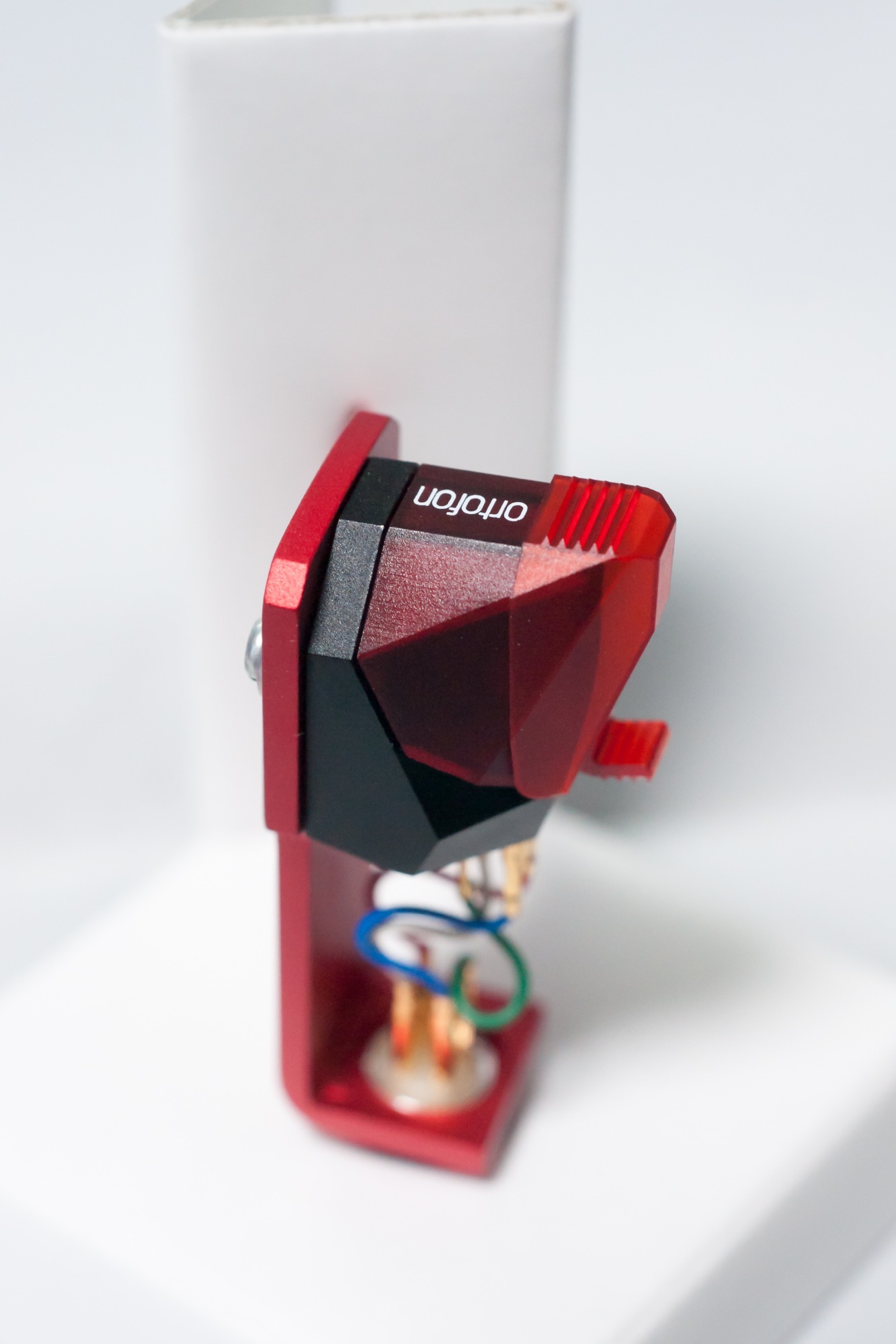 Ortofon 2m blue. Ortofon 2m Red. Головка Ortofon 2m Red. Упаковка Ortofon 2m Red. Головка звукоснимателя Ortofon 2m Red.