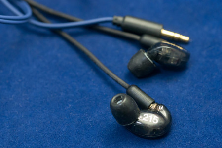 SHURE SE215