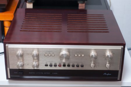 Accuphase C-200L