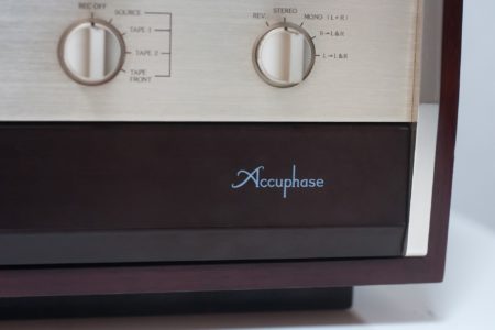 Accuphase C-200L