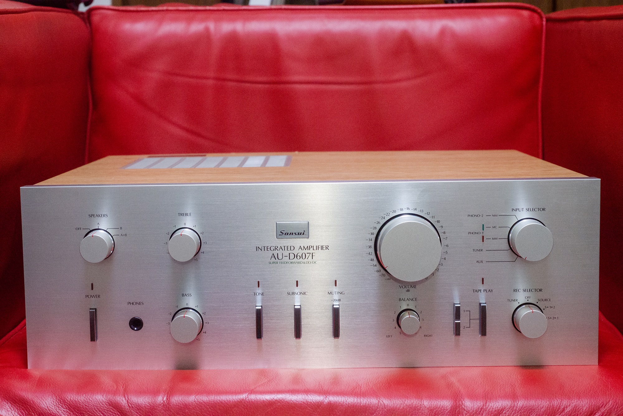 sansui  プリメインアンプ　AU-D607F